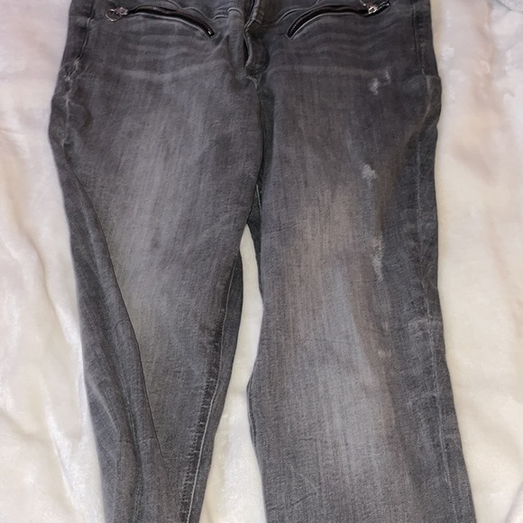 Express Jeans - Picture 3 of 5